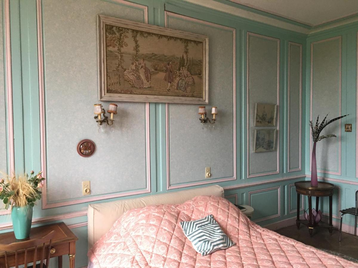 Chateau De Freschines Villefrancoeur 外观 照片