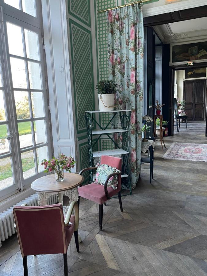 Chateau De Freschines Villefrancoeur 外观 照片